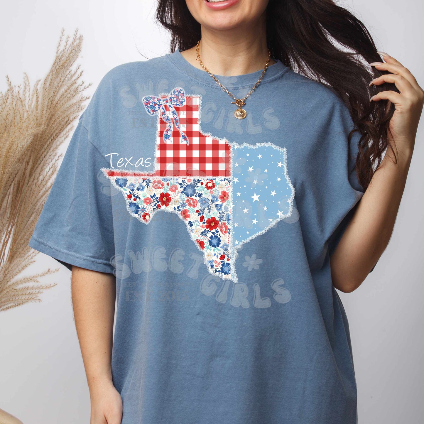 Texas State Floral Patchwork Heat Transfer – Ready to Press Patriotic Bow Design – USA Floral Gingham & Stars Iron-On Transfer for Shirts, Bags, and More – Trendy Heat Transfer