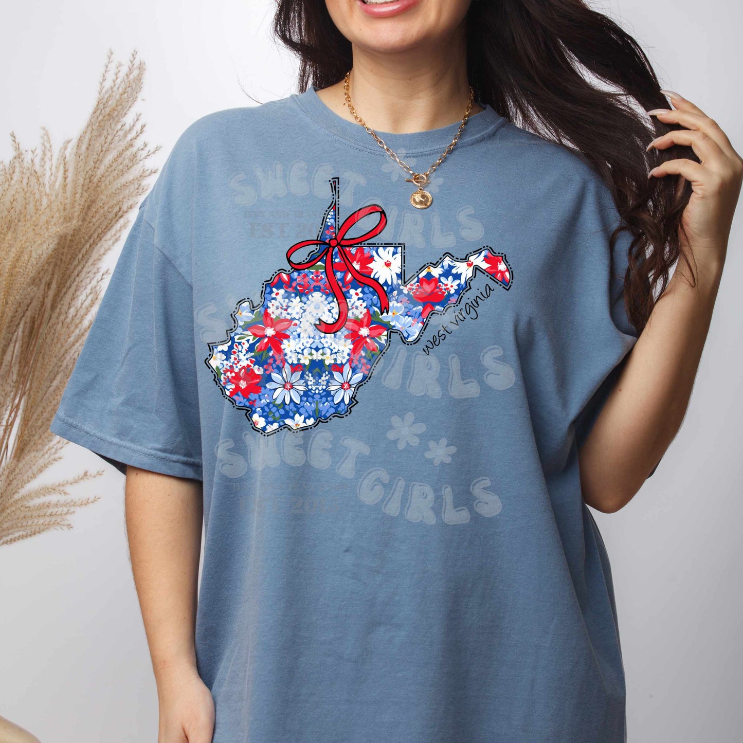 West Virginia State Floral Bow Heat Transfer – Ready to Press Trendy USA Map Iron-On Design for Shirts, Totes, Patriotic DIY – Cute & Durable