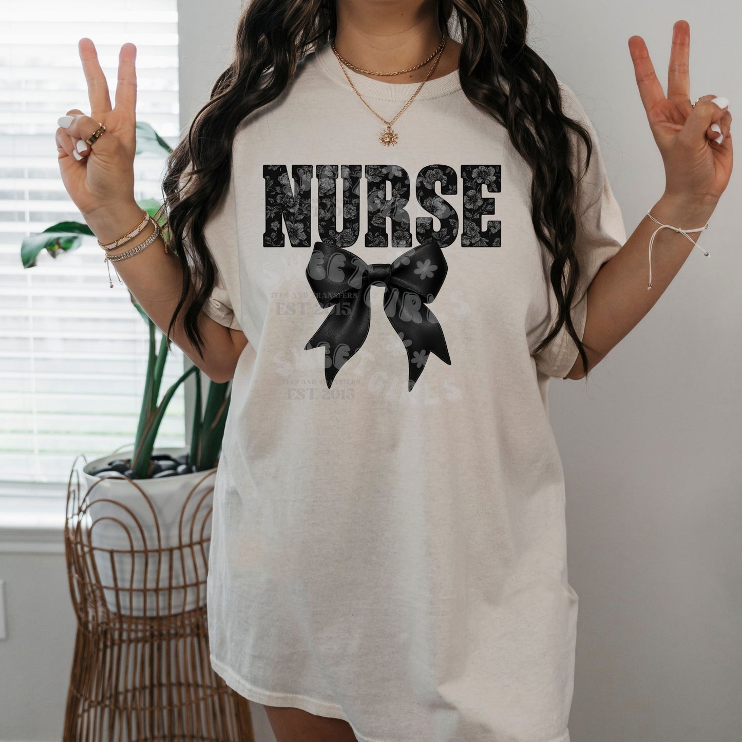 NURSE Black Bow DTF Transfer – Bold Black Floral Iron-On for Nurse Tees – Direct to Film Heat Transfer for Scrubs & Gifts – Washable & Iron Ready