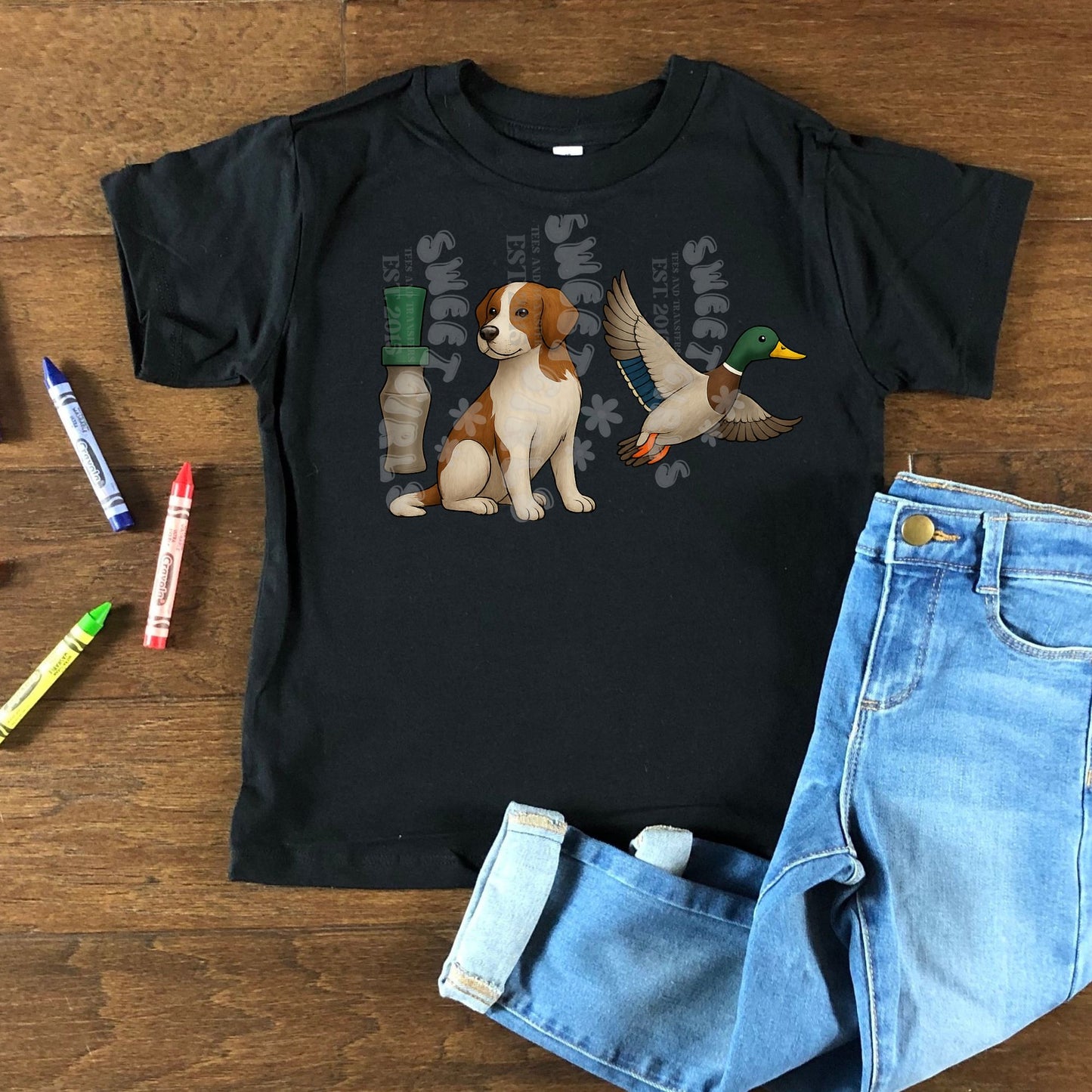 Brown Pup Duck Call DTF Transfer – Hunting Dog with Mallard Iron-On – Kids’ Heat Transfer for Duck Season Tees – Washable & Press Ready