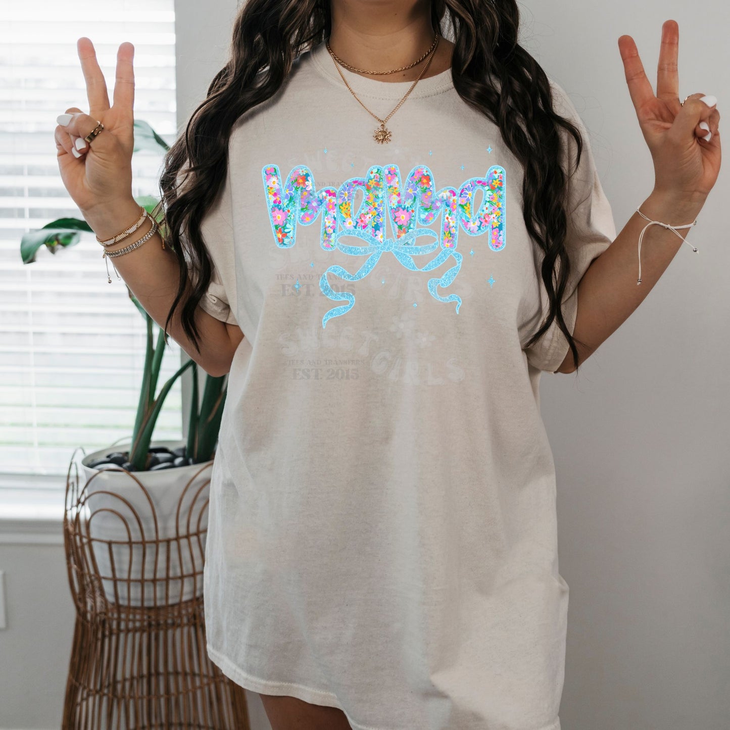 MAMA Sparkle Script DTF Transfer – Blue Glitter Bow with Floral Iron-On – Trendy Mom Heat Transfer for Shirts, Hoodies, Bags – Washable & Press Ready