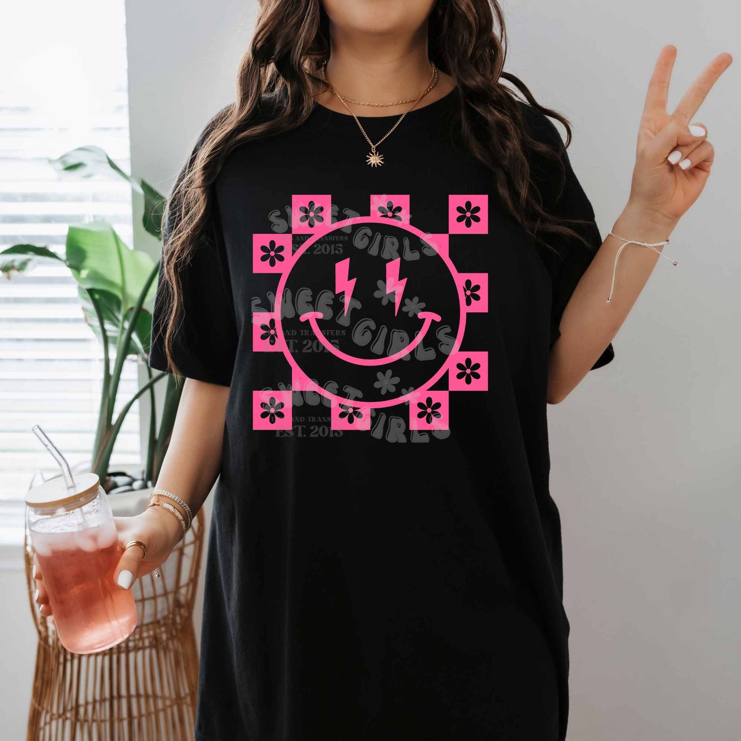 Pink Lightning Smile Checkerboard Flower DTF Transfer – Preppy Happy Face Iron-On HEAT TRANSFER for T-Shirts, Bags & More – Washable & Durable